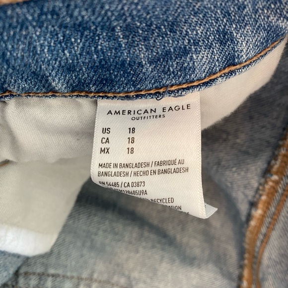 American Eagle 90s boyfriend Short - Picture 4 of 4